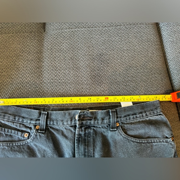 Levi’s cut off shorts - Picture 6 of 7